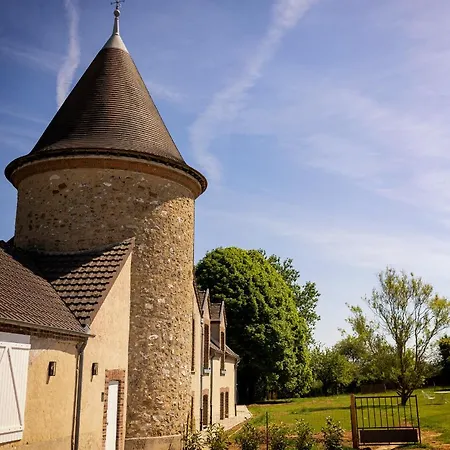 Le Petit Chateau *