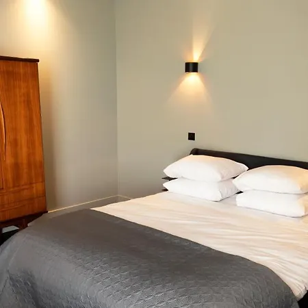 Bed & Breakfast Le Petit Chateau Baye (Marne)