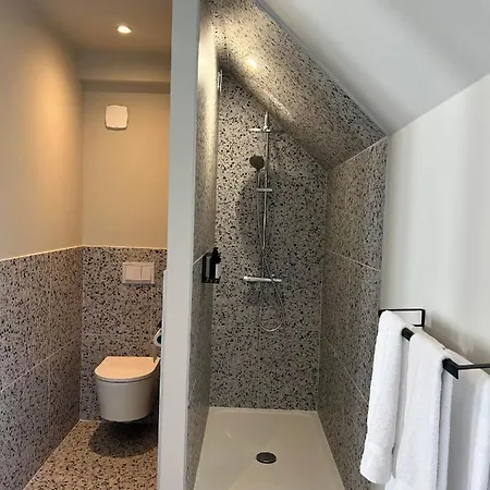 Nocleg ze śniadaniem Le Petit Chateau