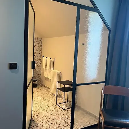 Bed & Breakfast Le Petit Chateau 3*