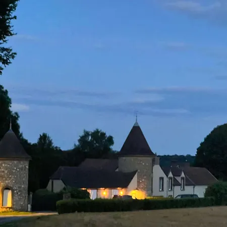 Le Petit Chateau *