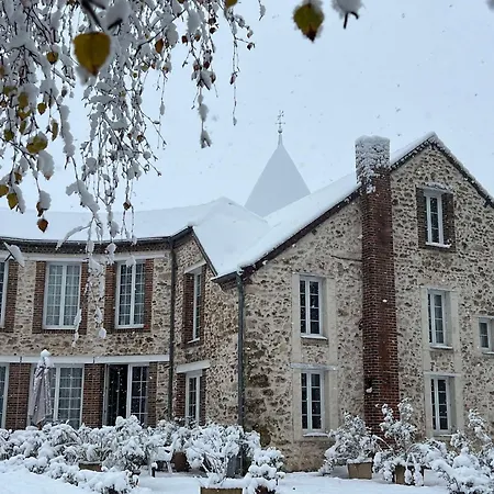 Le Petit Chateau *
