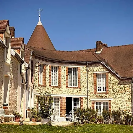 Le Petit Chateau Nocleg ze śniadaniem
