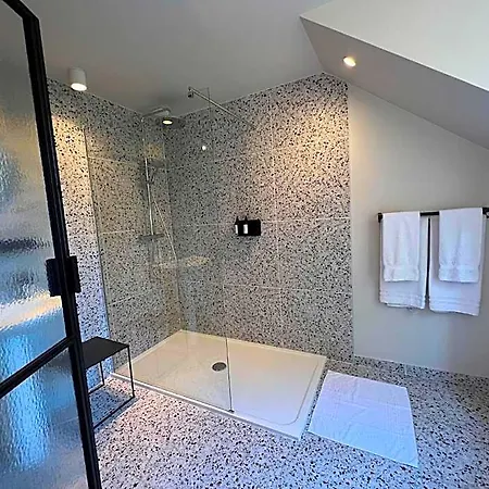 فندق مبيت وإفطار Le Petit Chateau