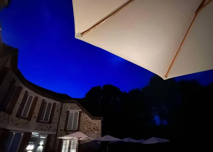 Bed & Breakfast Le Petit Chateau 3*